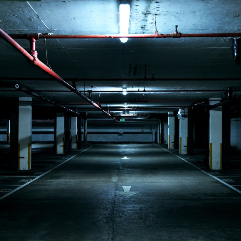 Gestió de comunitats amb pàrquing o aparcament comunitari